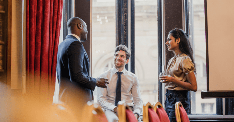 How To Network For A Job – A Beginner’s Guide